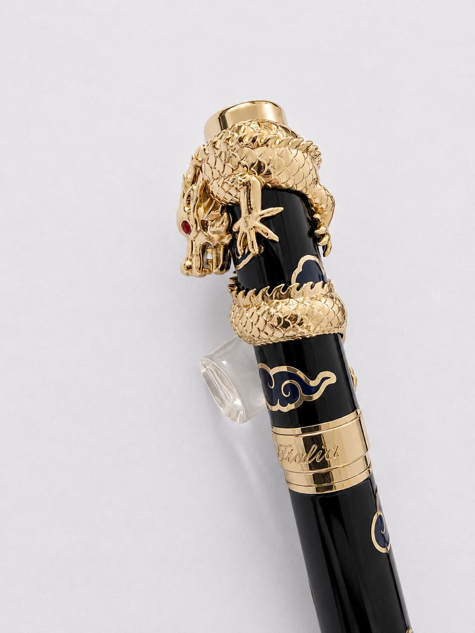Dragon Black Fountain Pen